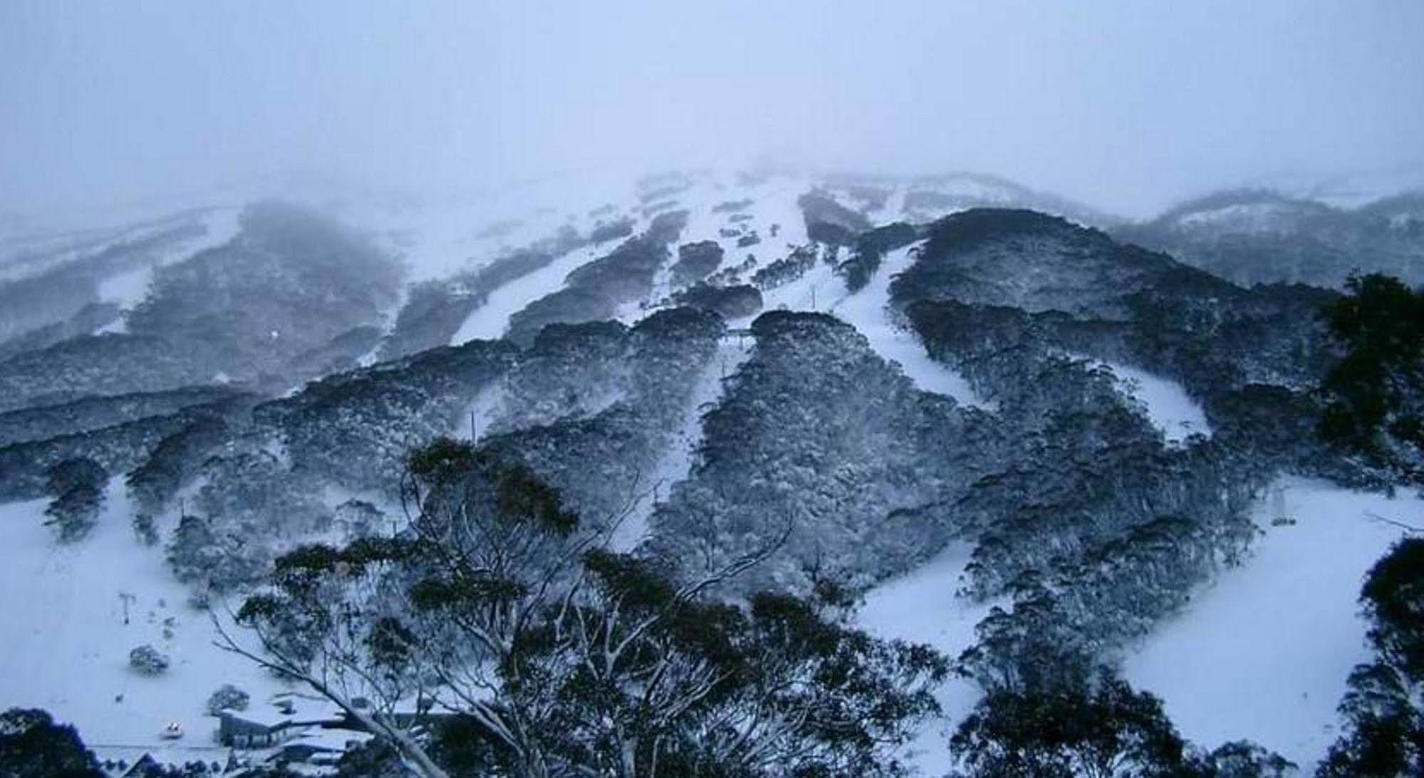 Winterhaus Lodge Thredbo Village Ngoại thất bức ảnh